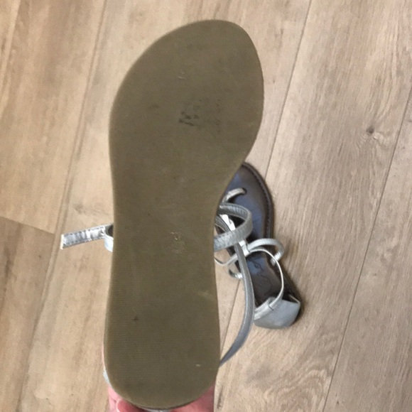 Sandals - Picture 3 of 3